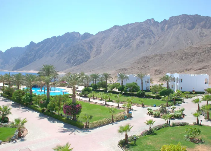 Happy Life Village Resort