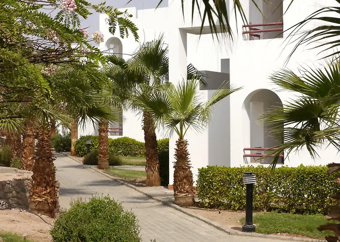 Happy Life Village Resort 4*